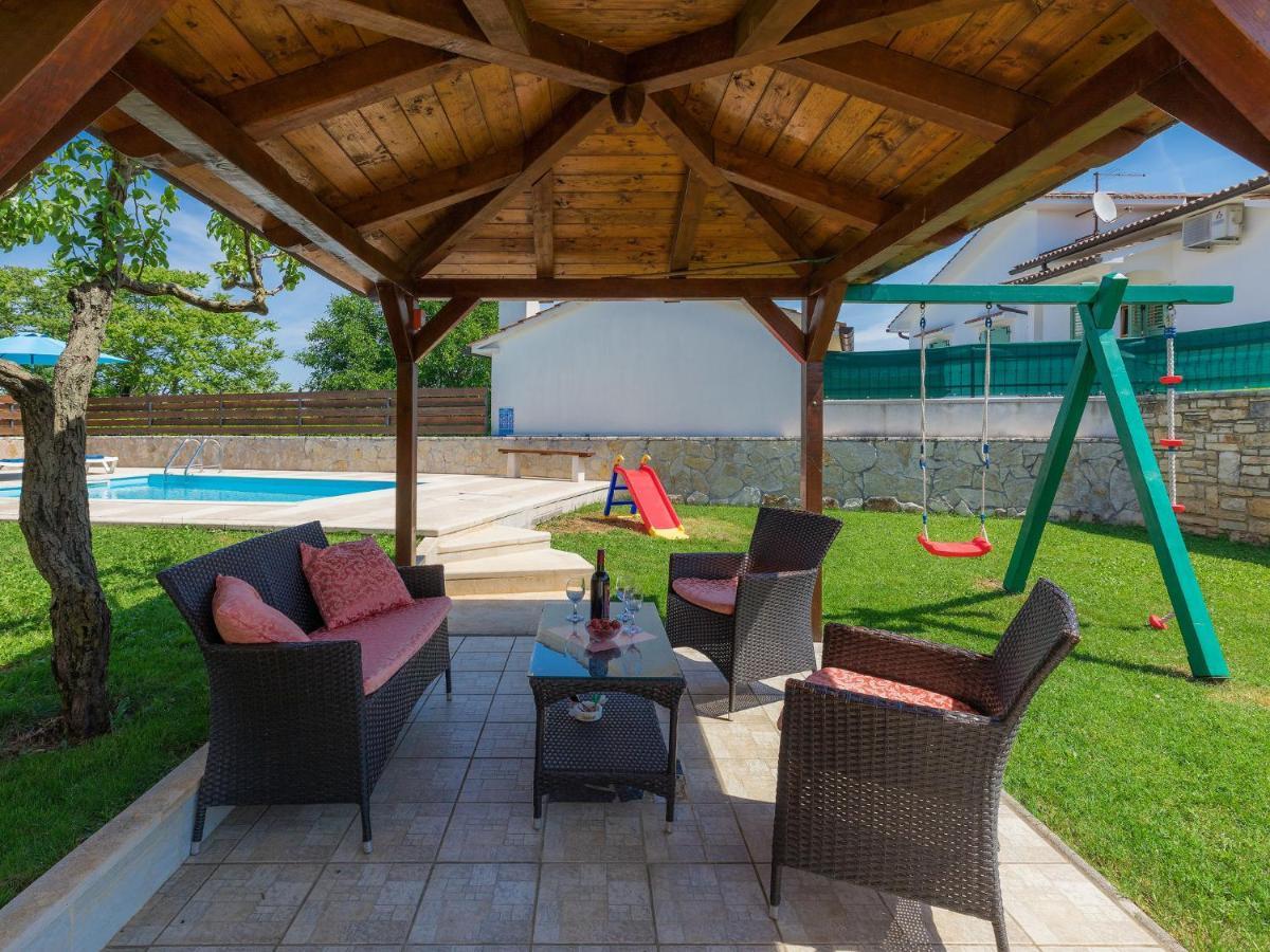 Holiday Home Nikolina - Roj412 By Interhome Sveti Petar u Sumi Eksteriør billede