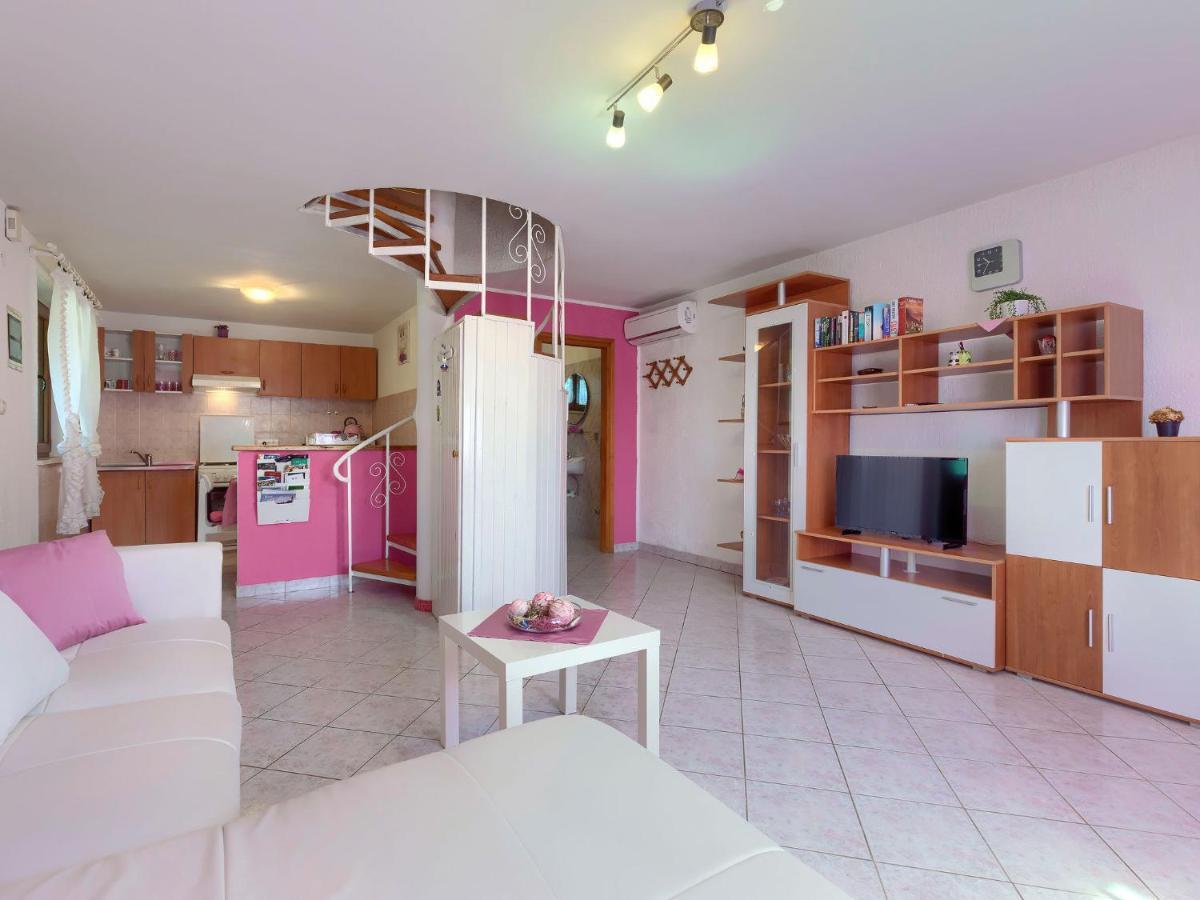 Holiday Home Nikolina - Roj412 By Interhome Sveti Petar u Sumi Eksteriør billede