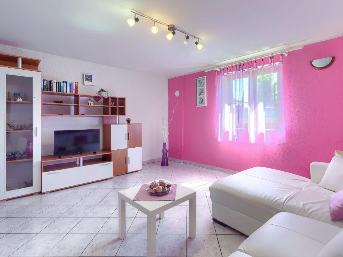 Holiday Home Nikolina - Roj412 By Interhome Sveti Petar u Sumi Eksteriør billede